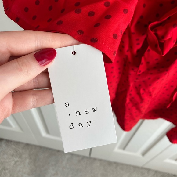 Red polka dot blouse - Picture 5 of 6